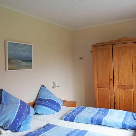 Holiday home Ferienhaus Sandstrandhooper *